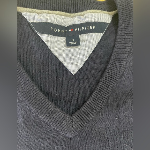 Men Tommy Hilfiger blue pull over vest - Picture 4 of 4